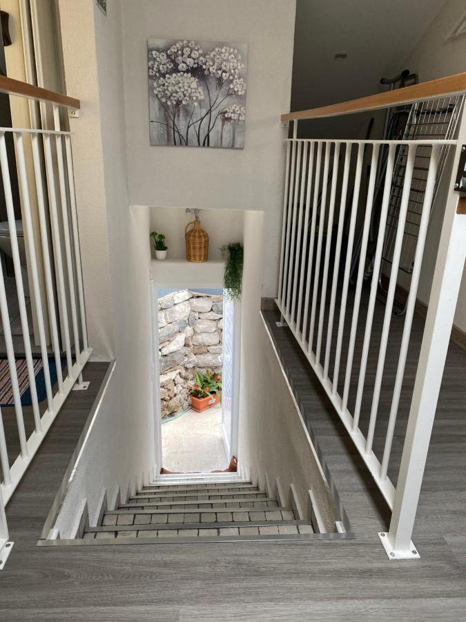 Seaside Serenity: Renovated With Ocean Views Apartment *